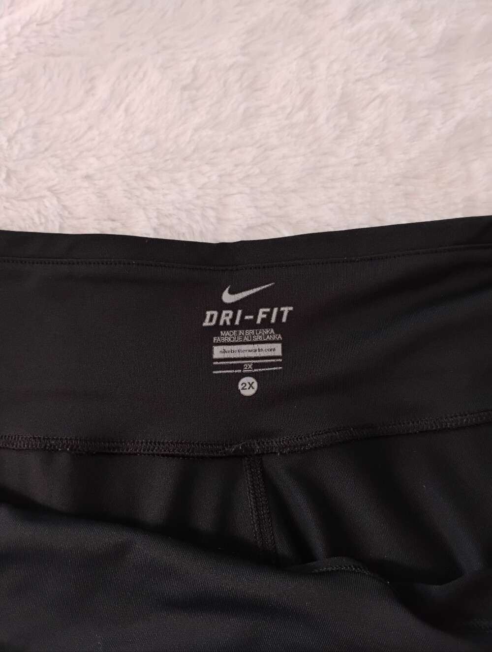Nike Athletic Dri-Fit Capri Pants - Picture 4 of 5